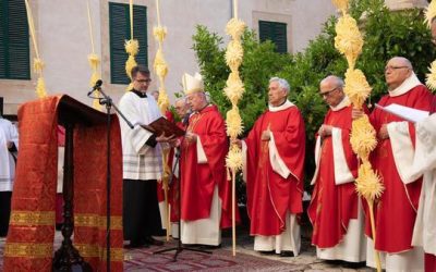 El obispo de Mallorca pide vivir un cristianismo alejado del individualismo