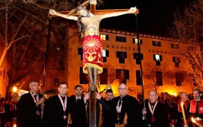 Multitudinario fervor al Cristo de la Sangre