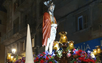 Vivir la Semana Santa con pasión religiosa no está reñida con la de descanso vacacional