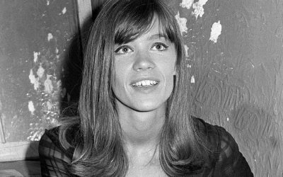 Muere a los 80 años Françoise Hardy, icono melancólico del pop francés, y universal